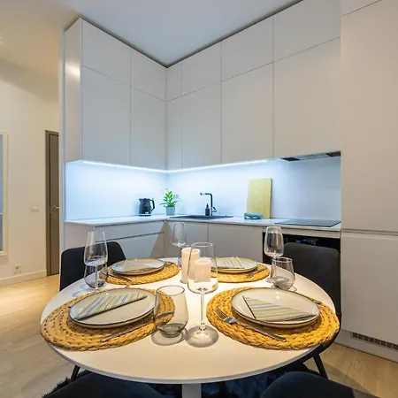 Rotermanni Apartment#top Location#spacious#free Parking