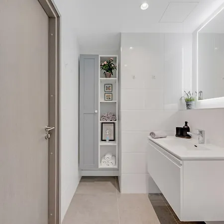 Rotermanni Apartment#top Location#spacious#free Parking 公寓