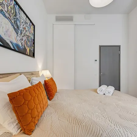 Rotermanni Apartment#top Location#spacious#free Parking *