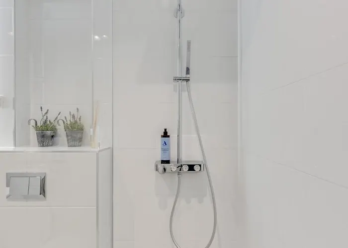 Rotermanni Apartment#top Location#spacious#free Parking דירה *