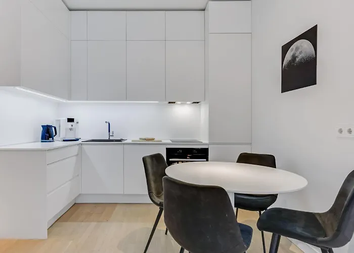 Rotermanni Apartment#top Location#spacious#free Parking Tallinn